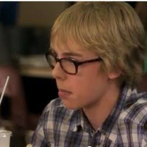 Meet your Posher, Dr3amz-broadcast